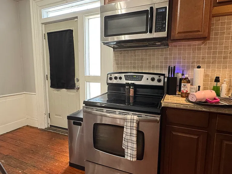 60 Summit St #1 — Photo 14