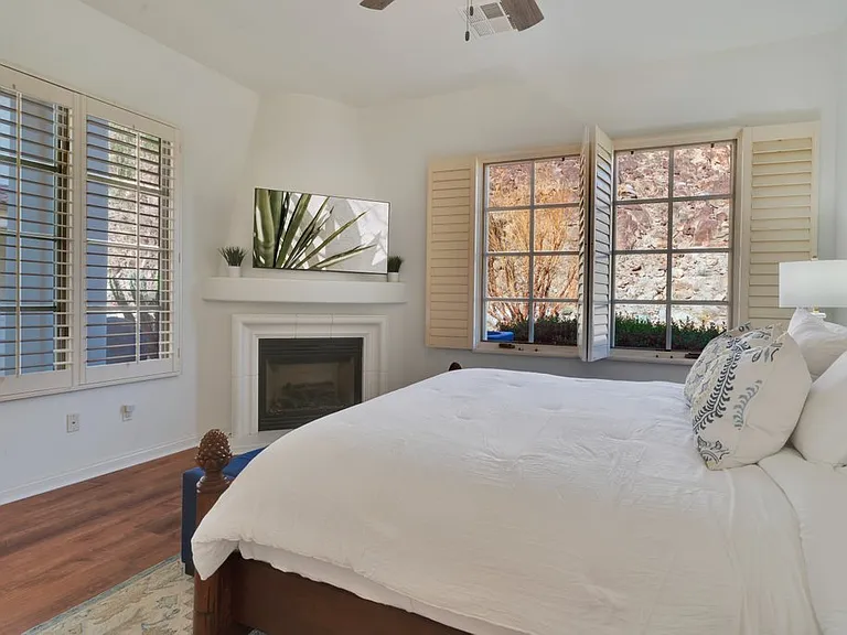 48484 Legacy Dr — Photo 17