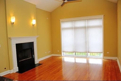 3rd image of 5021 N Kenmore Ave APT 3S