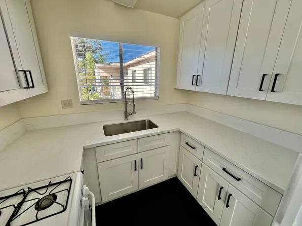 4179 Chamoune Ave, 4179 Chamoune Ave APT 8, San Diego, CA 92105