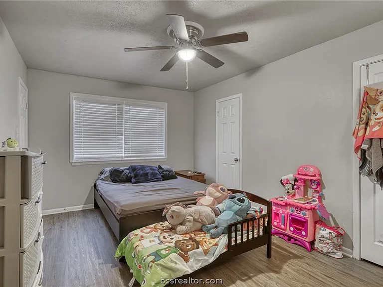 1908 Barak Ln #14 — Photo 8