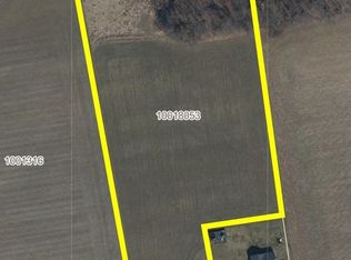 Dolphin St SW, Strasburg, OH 44680