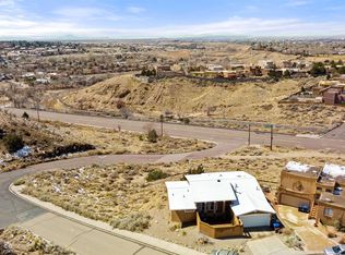 363 Pinon Creek Rd SE, Albuquerque, NM 87123
