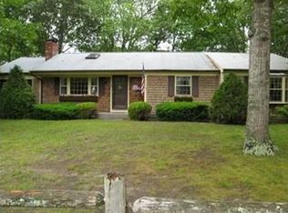 93 2nd Ave, Hyannis, MA 02601