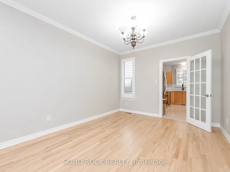 55 Gleeson Way W — Photo 7
