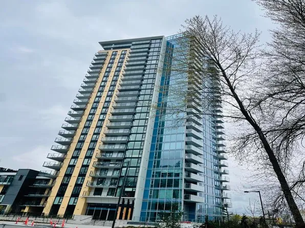 1401 Hunter St #501, North Vancouver, BC V7J 0E2