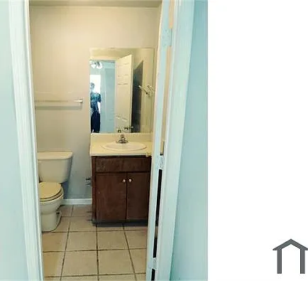 1209 McCaskill Ave #1 — Photo 5