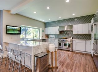 3900 S Monaco Pkwy, Denver, CO 80237