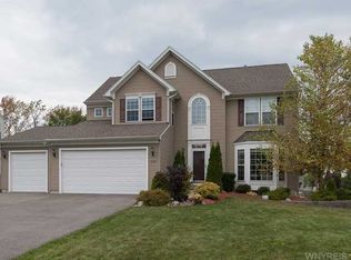 2167 Fox Chase, Hamburg, NY 14085