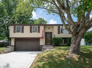 2963 Woodloop Ln, Columbus, OH 43204