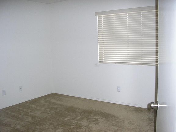 5th image of 13131 Freeport Dr