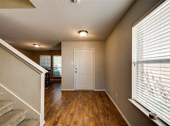 3rd image of 2413 Spoonbill Ct