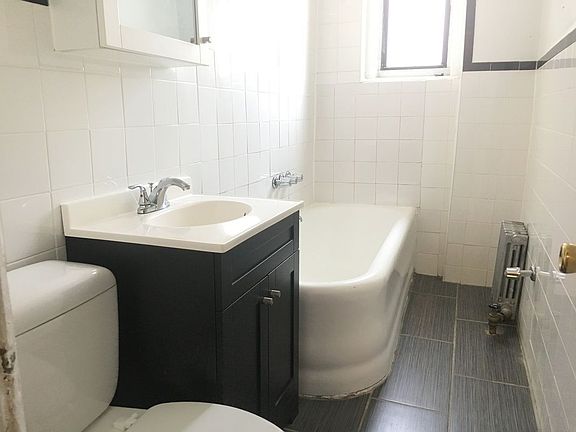 4th image of 179 Linden Blvd APT 6H