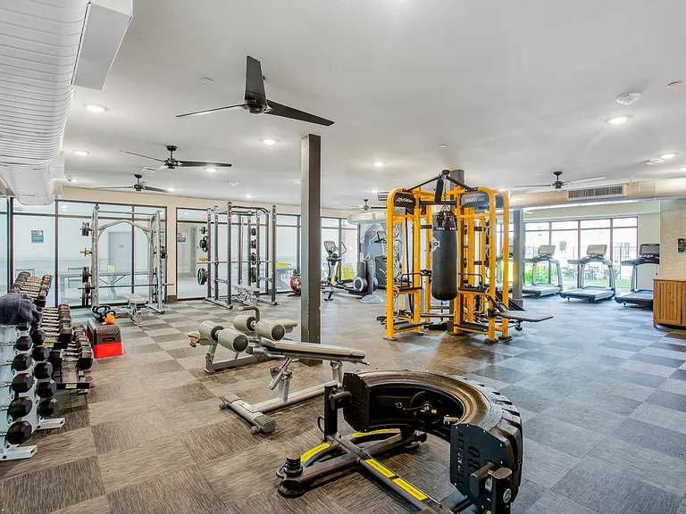 Liv+Arlington_1001SCenterSt_II-5296271_PHO_15