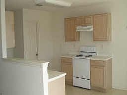 3rd image of 1407 Paint Brush Ct