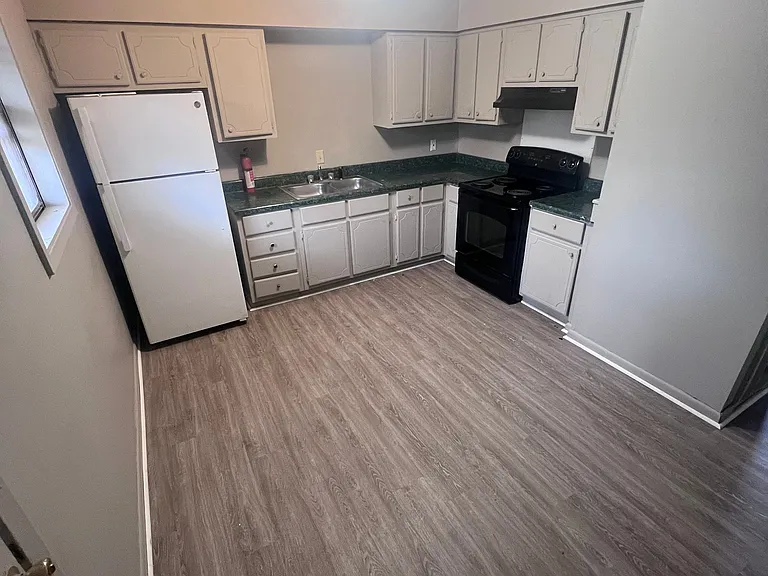 2-105 S Fleming St #2 — Photo 3