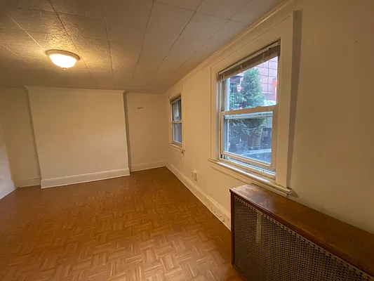 Rented by Compass | media 9