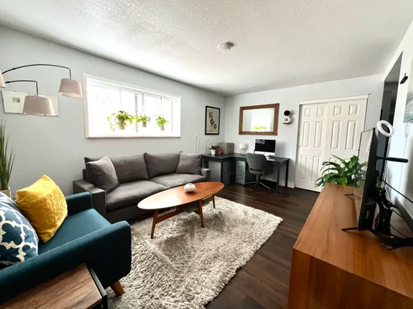 768 Dexter St, Denver, CO 80220