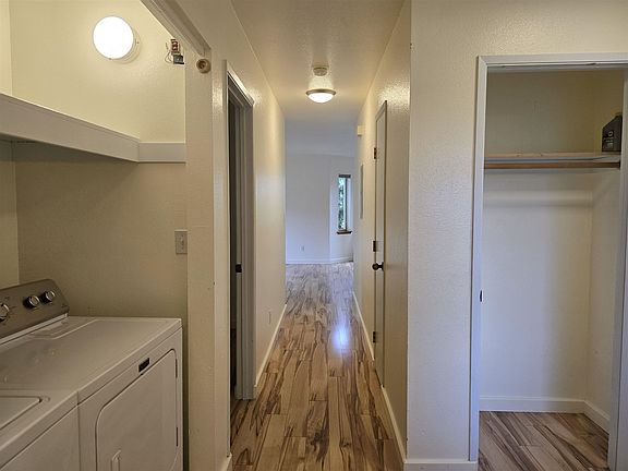 5th image of 114 Harvest Way APT B