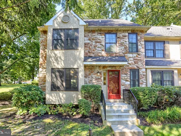 1461 Conifer Dr, West Chester, PA 19380