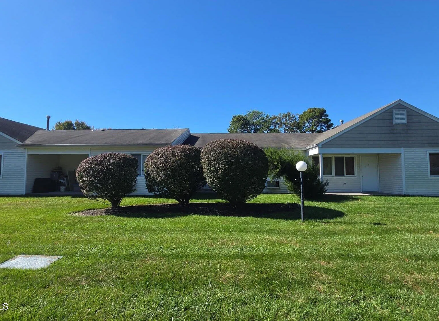 1 bed, $2,025 — Photo 1