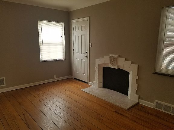 2nd image of 1534 Lakeland Ave