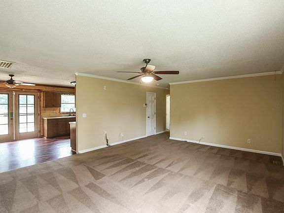 4th image of 4412 Meadowland Dr