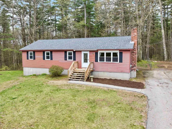 25 Steven Avenue, Derry, NH 03038