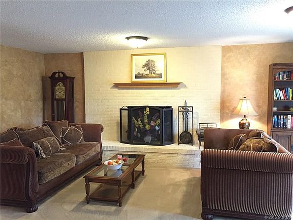 2nd image of 2800 Kirby Dr