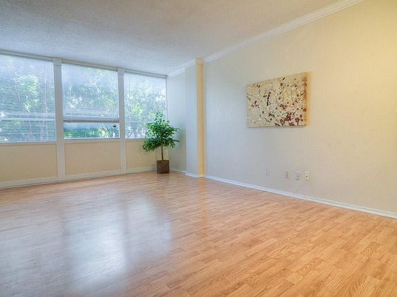 5th image of 1800 Lavaca St #A-209
