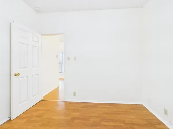 2604 Salado St APT 204, Austin, TX 78705