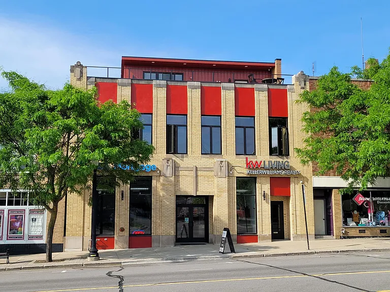 210 E Sibley St #202 — Photo 15