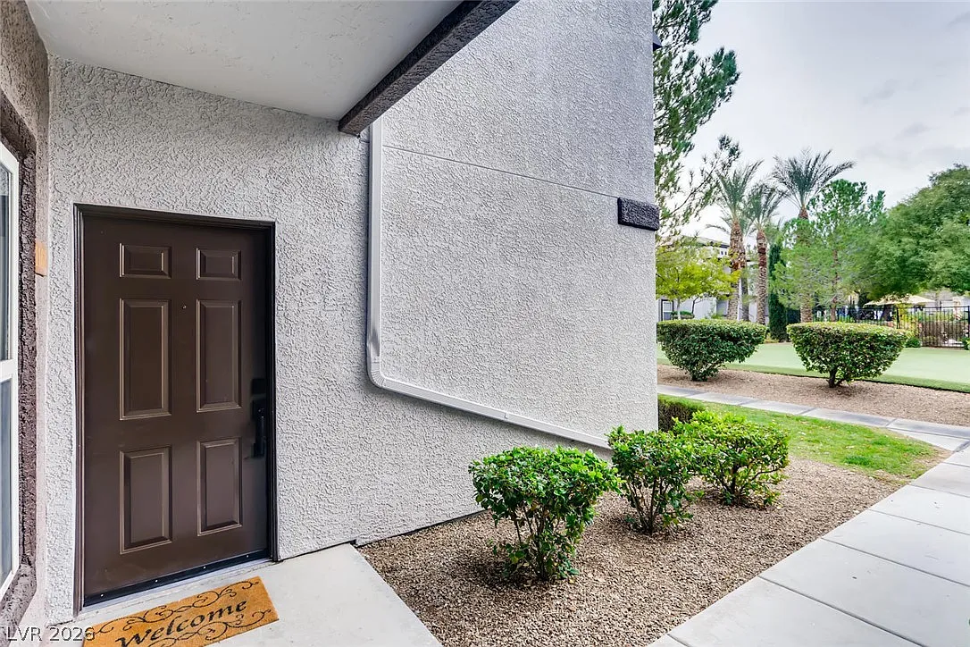 2 bed, 2.0 bath, 937 sqft, $1,500 — Photo 3