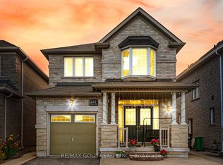 262 Thorndale Rd, Brampton, ON L6P 3H2