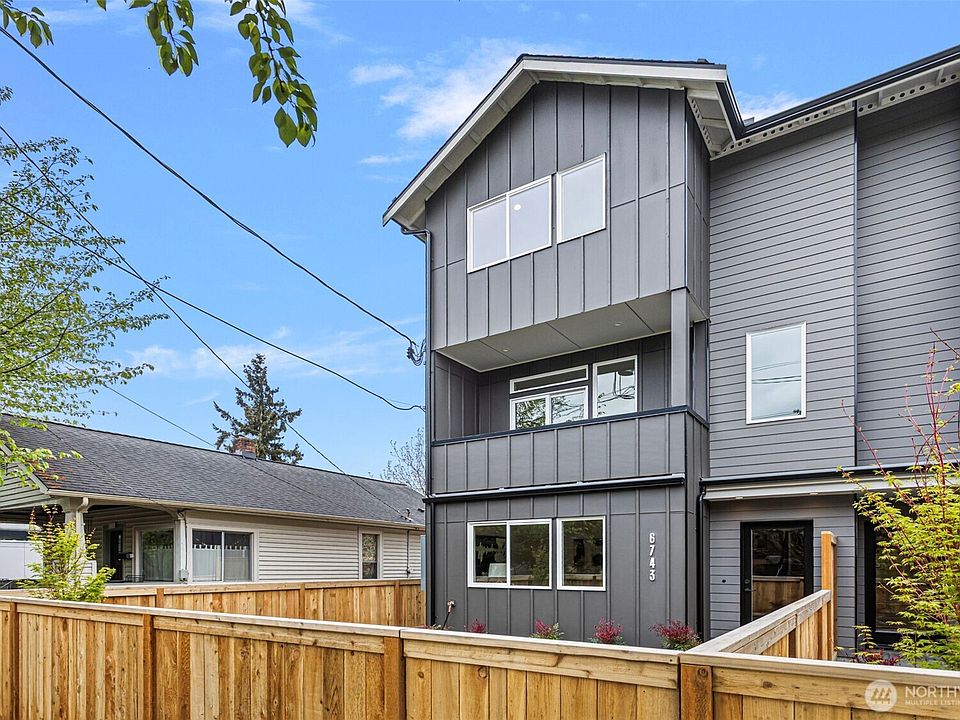 1st image of 6743 Earl Avenue NW