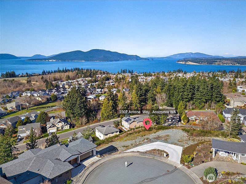 2nd image of 2307 Antone Way