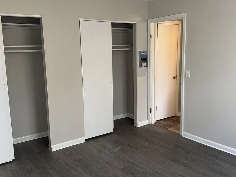 2614 Montana Ave — Photo 3