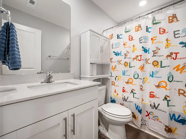 4135 Trevino Dr — Photo 16