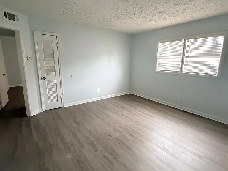 3250 Dodson Drive Connector #17 — Photo 16