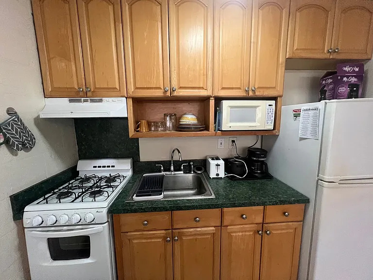 1867 Kaioo Dr #307 — Photo 5