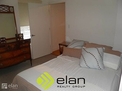 4th image of 4537 S Drexel Blvd APT 305