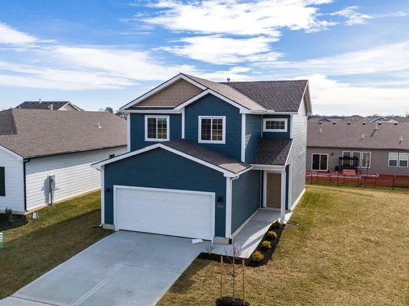 27003 E Oak View Dr, Lees Summit, MO 64086