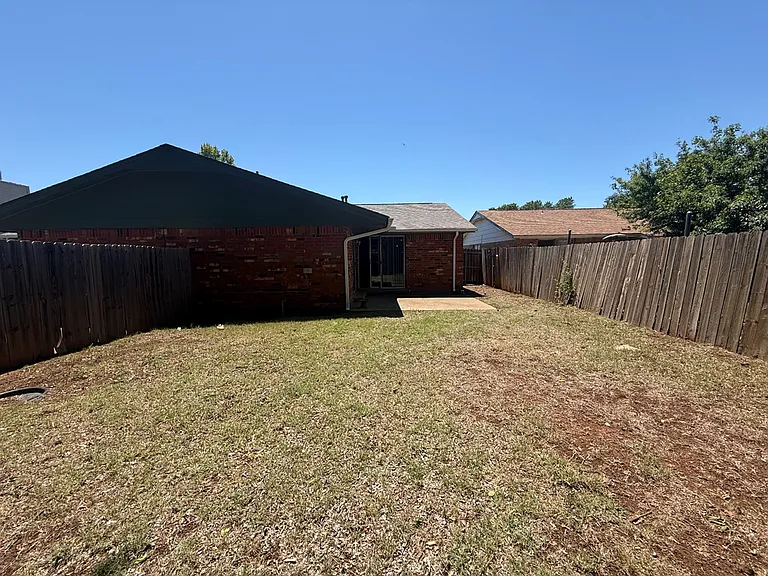 1015 W Swan Lake Ct — Photo 36