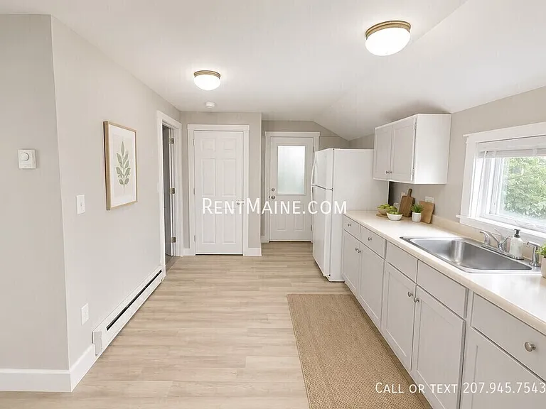 62 State St #10 — Photo 1