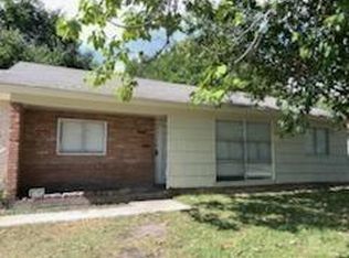 5655 Belneath St, Houston, TX 77033