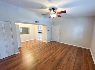2360 SW Archer Rd APT 920, Gainesville, FL 32608