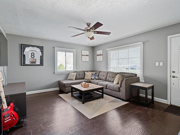 4th image of 3587 Crandon St