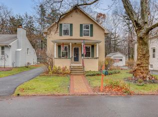 17 Berrien Ave, Princeton Junction, NJ 08550