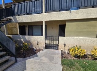 25564 Sharp Dr APT F, Hemet, CA 92544