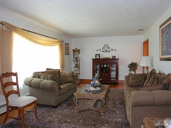 4th image of 5831 Bighorn Dr